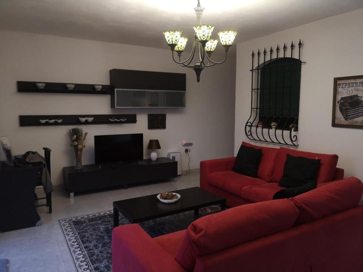 Village Corner 3 Bedroom Apartment With Garage 马尔萨斯卡拉 外观 照片